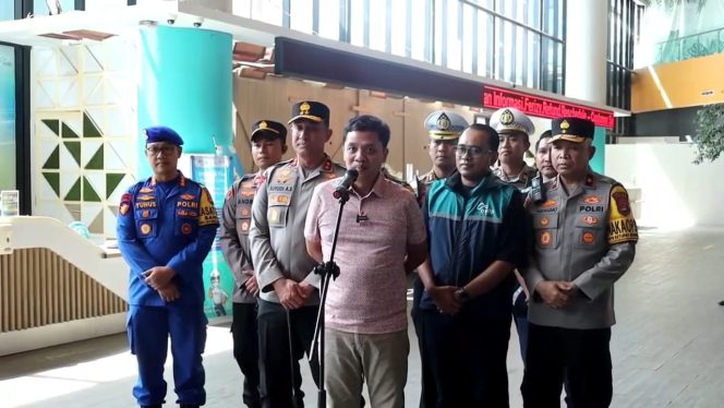 
					Ketua Komisi III DPR RI Sebut Mudik 2025 Paling Lancar