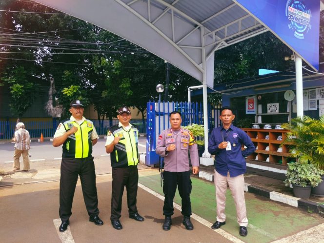 
					Pasca Lebaran, Polisi Sambangi Kantor PAM Jaya untuk Pastikan Keamanan Wilayah