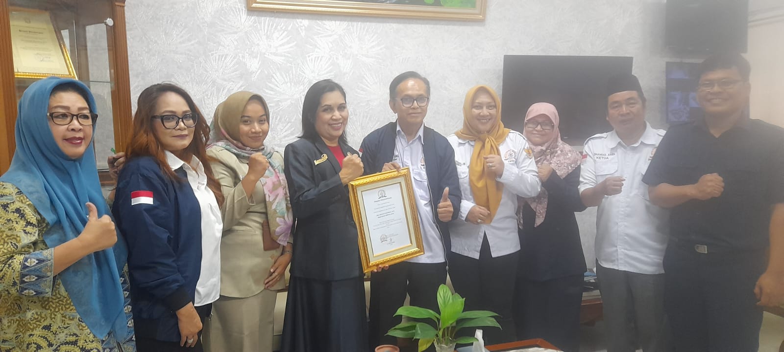 SMAN 53 Jakarta Timur Kolaborasi dengan GPIB Salurkan Bantuan untuk Pelajar Terdampak Banjir Bandang di Aceh