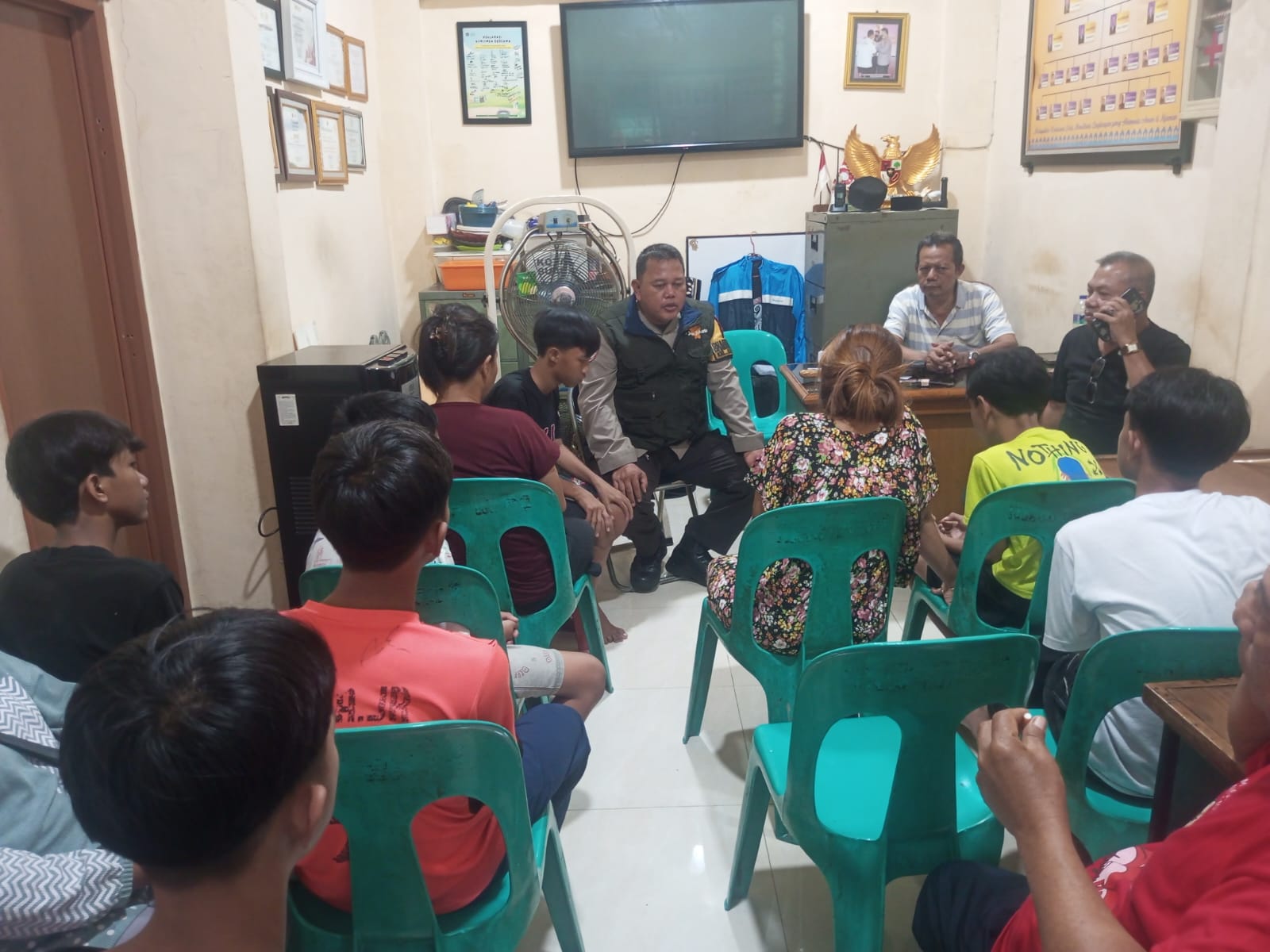 Penyuluhan Bhabinkamtibmas Cegah Tawuran di Lingkungan, Polisi hadirkan Orang Tua