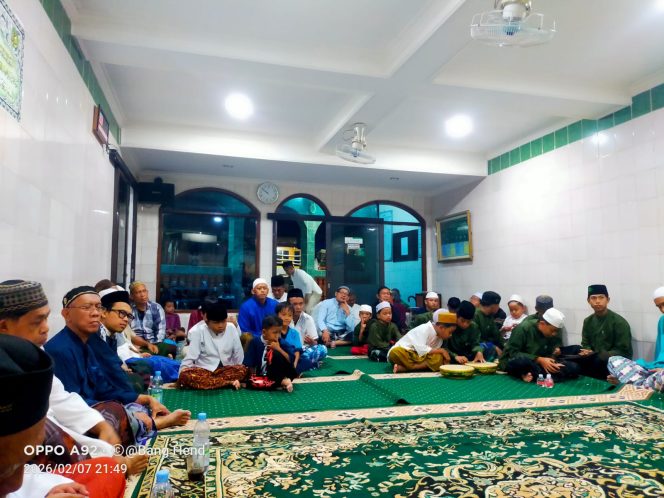 
					Bhabinkamtibmas Kramat Senen Hadiri Peringatan Isra Mi’raj, Perkuat Sinergi Polri dan Tokoh Agama
