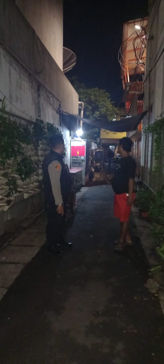 
					Polisi Sisir Gang Permukiman Karang Anyar, Remaja Dihimbau Pulang Cegah Tawuran