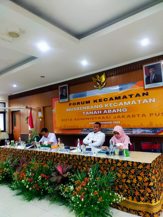 
					Kasubnit Binpolmas Polsek Metro Tanah Abang Hadiri Sidang Pleno Pembukaan Musrenbang Kecamatan Tanah Abang Tahun 2026