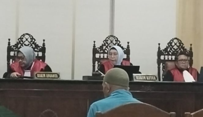 
					Majelis hakim Vonis 3 Tahun Penjara, I Nyoman Sudiana Dan Kuasa Hukumnya Nyatakan Banding. 
